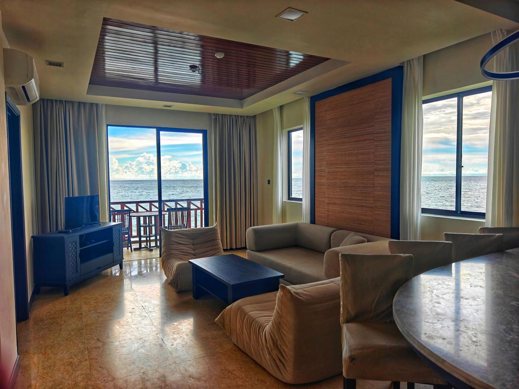 Sabah Beach Villas & Suites Kota Kinabalu Exterior photo